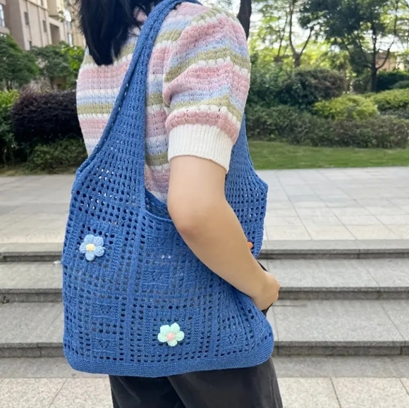 Handmade Knitted Tote Bag - Picture 7 of 9